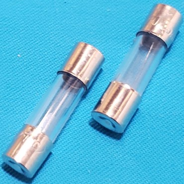 Запобіжник - скло (5 x 20 мм) 0,1 A Daier Запобіжник - скло (5 x 20 мм) 0,1 A Daier