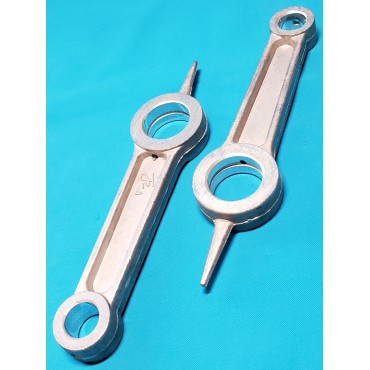 Шатун компресора L110*135 d1 12 d2 20 Lмц - 85