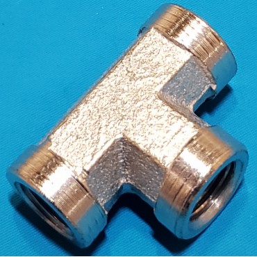 Трійник з внутрішнім різьбленням 1/4