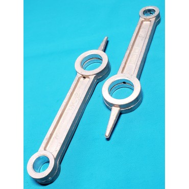 Шатун компресора L144 d1 12 d2 20