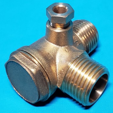 Зворотній клапан компресора, зажим під трубку 6,5мм + 20,5*20,5мм (126 грам)